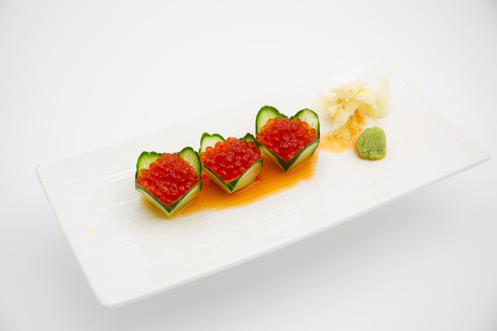 salmon roe sashimi